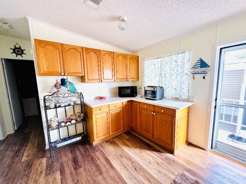 22 Henry Drive a Winter Haven, FL Mobile or Manufactured Home for Sale